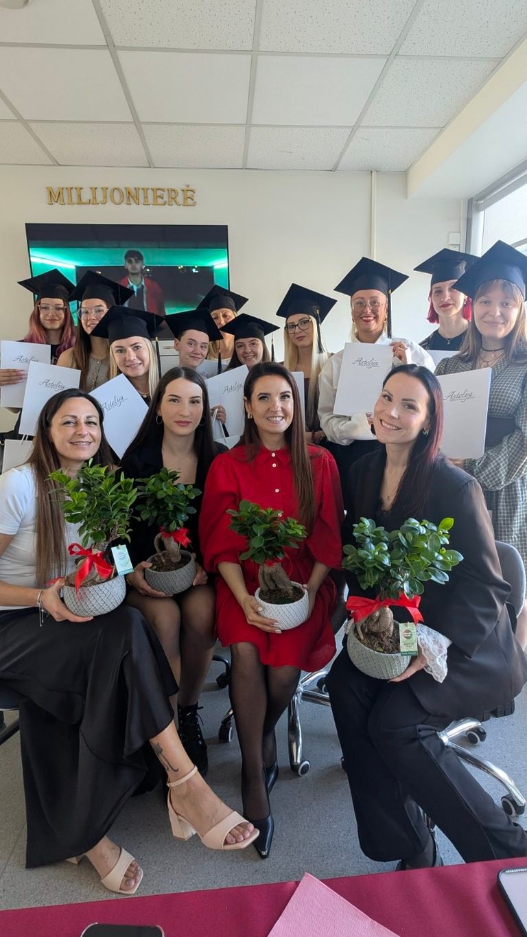Nagų estetikos mokymai Kaune: nuo praktikos iki sertifikato | Astelija